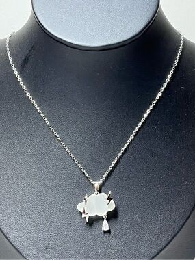 Stainless steel Silver Cloud Lightning Pendant Necklace in White
Unique!